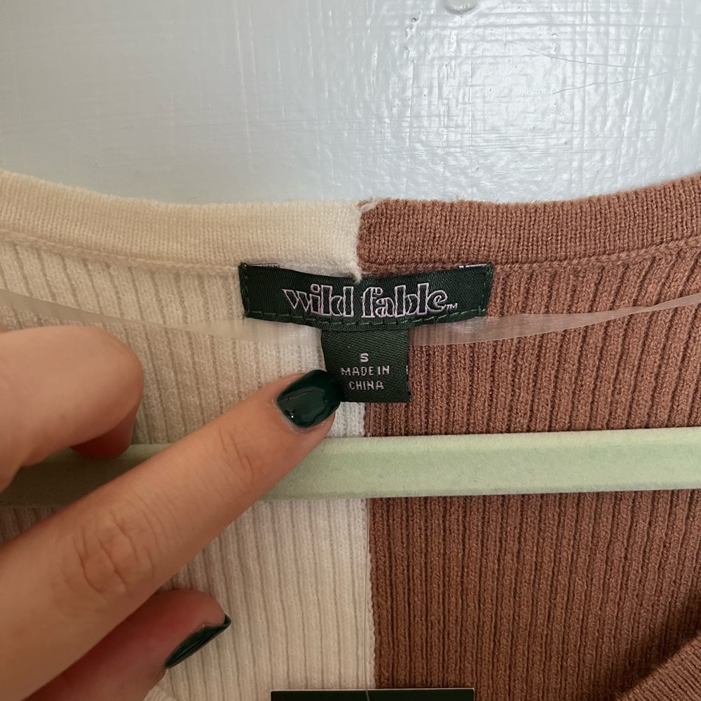 Long Sleeve Cashmere - Picture 2 of 4